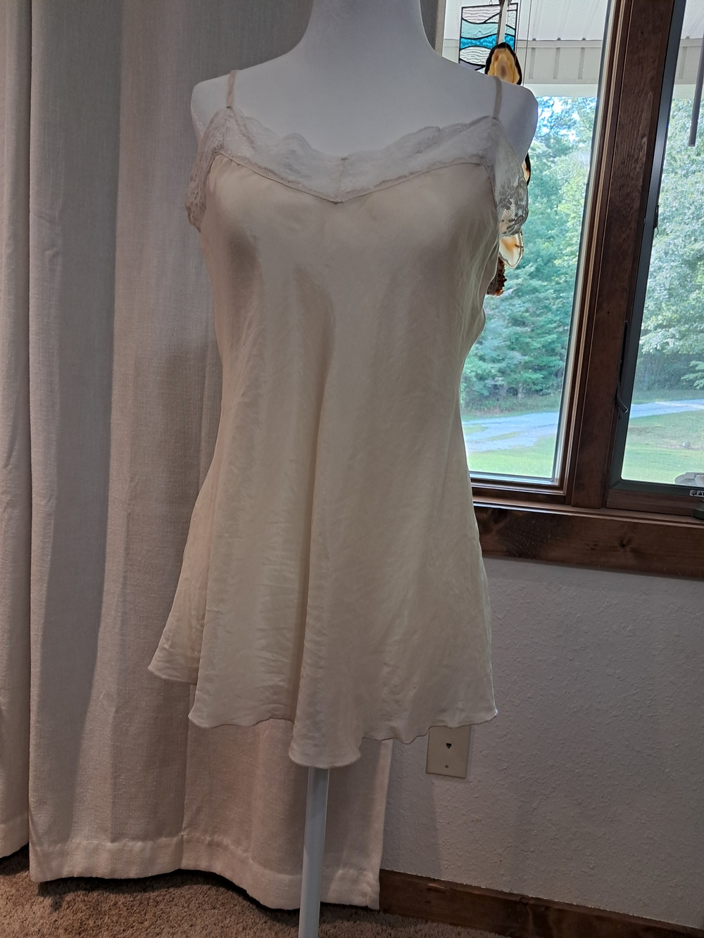 For Love And Liberty Johnny Was Lace Trim Silk Cream Slip Tank Top Small